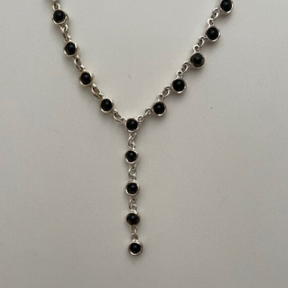 BICHE de BERE Necklace - Picture 2 of 11